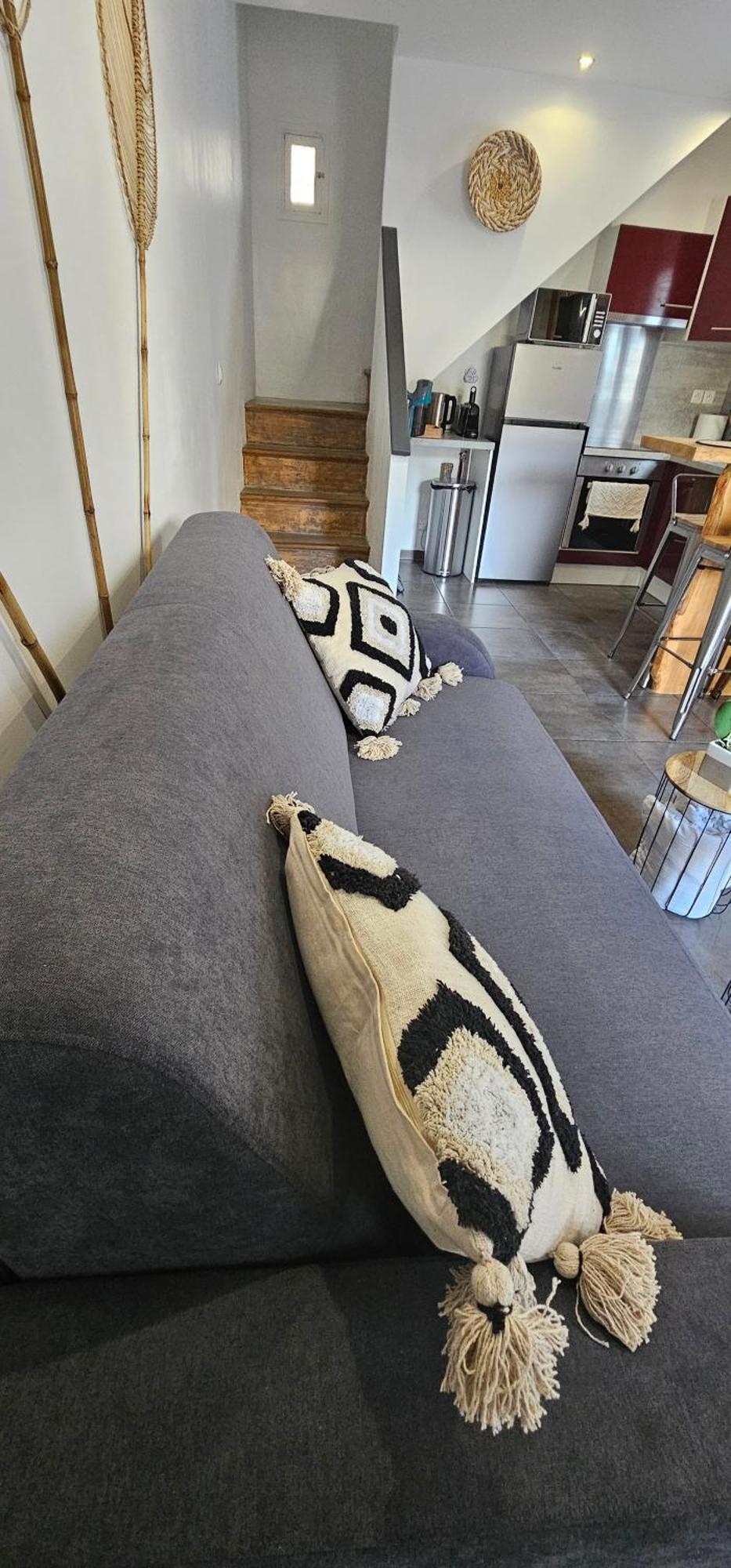 Appartement Maison Belle La Nuit Avec Jacuzzi Prive Allauch